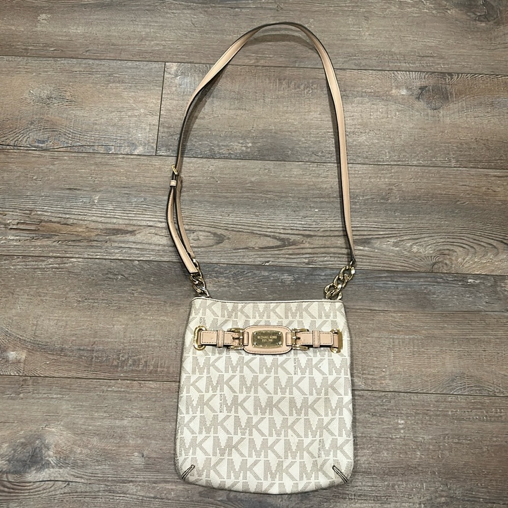 Michael Kors crossbody